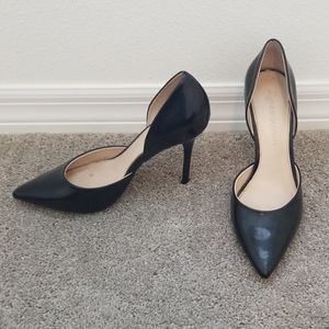 Women's size 8 classic black heels